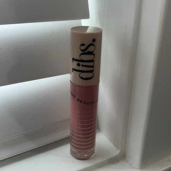 Dibs Glossy Balm - Effortless Pink -7.4ml/0.2 fl oz - Picture 5 of 7